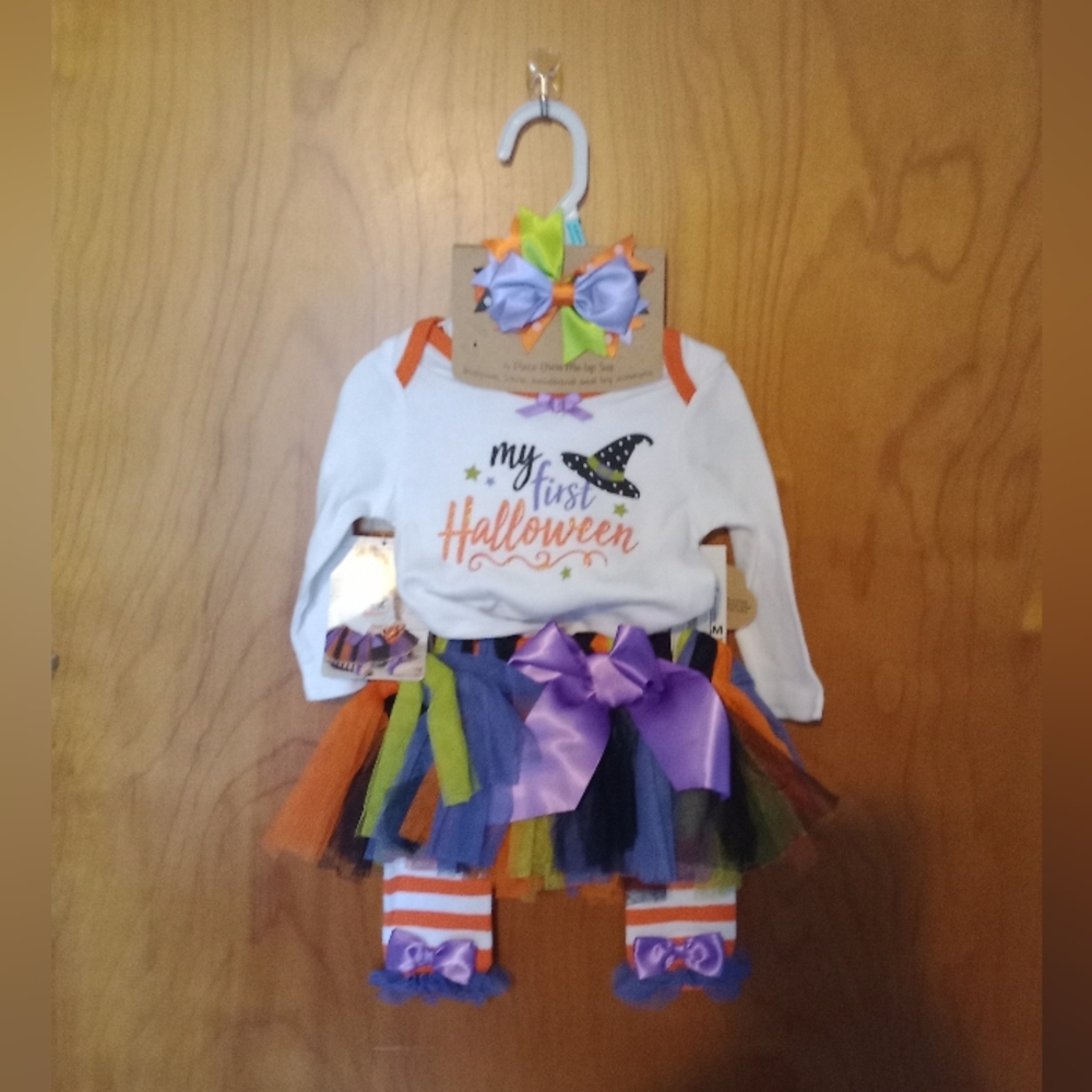My first Halloween girls outfit